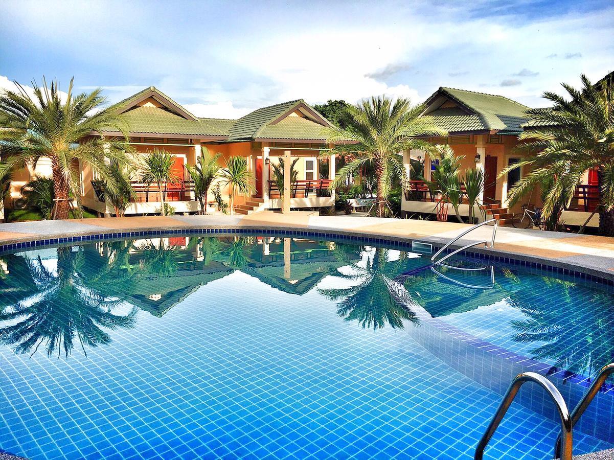 Huan Soontaree Hotel Ban Phe Buitenkant foto