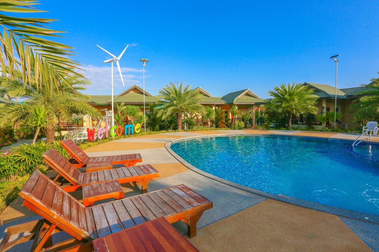 Huan Soontaree Hotel Ban Phe Buitenkant foto