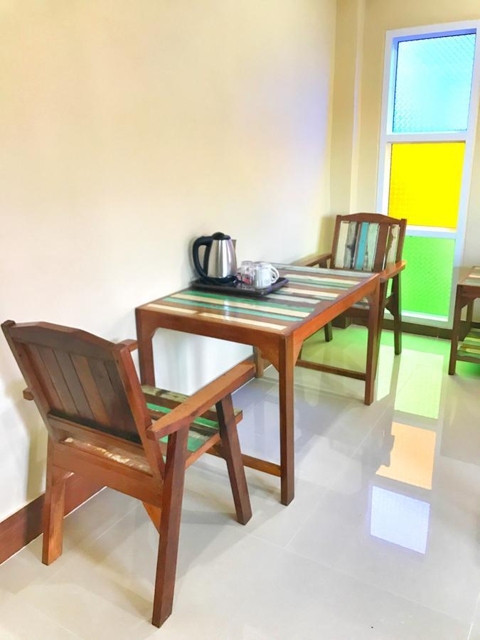 Huan Soontaree Hotel Ban Phe Buitenkant foto
